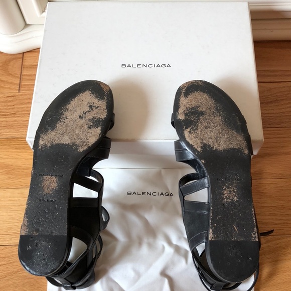 Balenciaga leather and Suede gladiator sandal - Picture 6 of 8